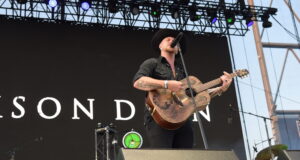 Carrie Underwood And Jackson Dean Rocks Tom Benson Hall Of Fame Stadium